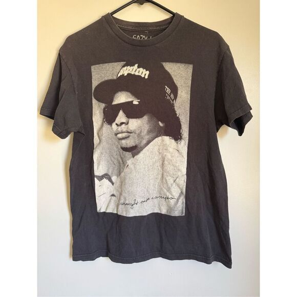 Easy E Straight outta Compton black graphic band tee sz M 2013 distressed 90’s h - Picture 1 of 9